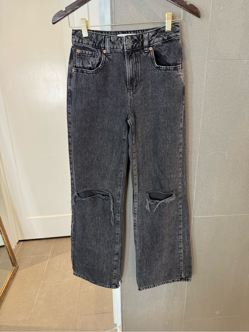 Garage Denim Women’s Jambe Large Wide Leg Distressed Black Jeans 0/24